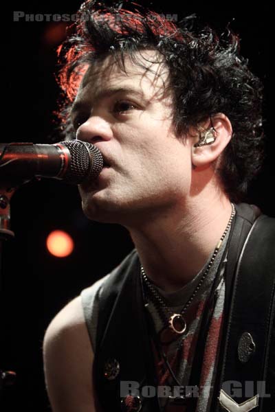 SUM 41 - 2011-02-04 - PARIS - La Maroquinerie - 